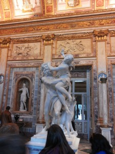 Raub der Proserpina in der Villa Borghese