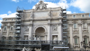 Trevi Brunnen - leider in Restauration